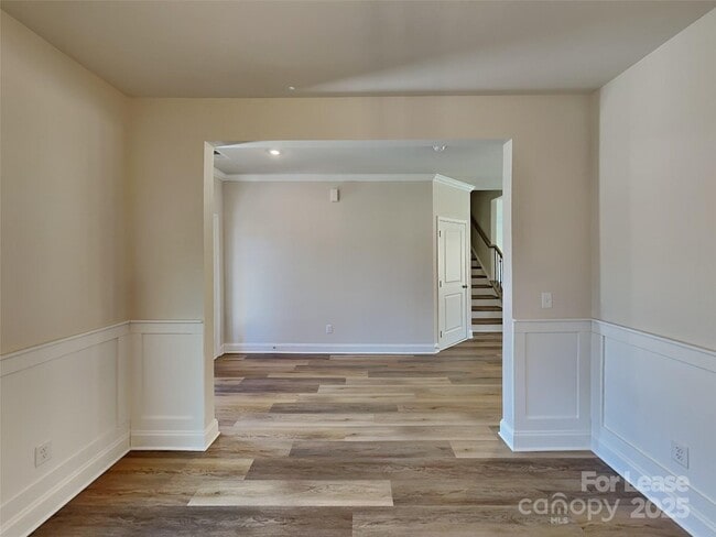 Photo - 139 Queenshall Rd