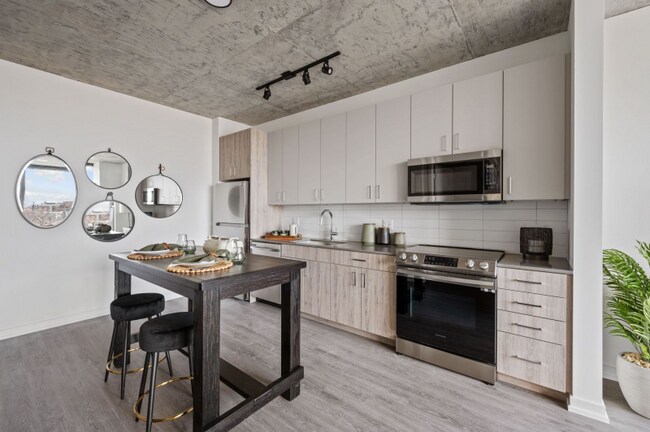 Photo - 820 N Cleveland Ave