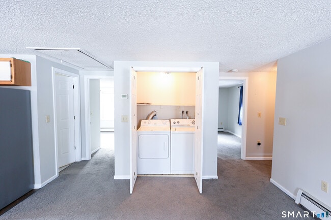 Photo - 62 Whiton St Unit 2nd Floor