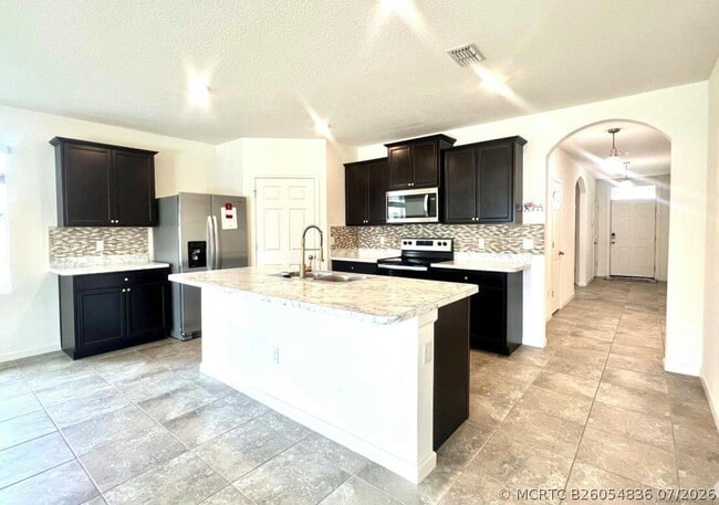 Photo - 341 SW Ridgecrest Dr