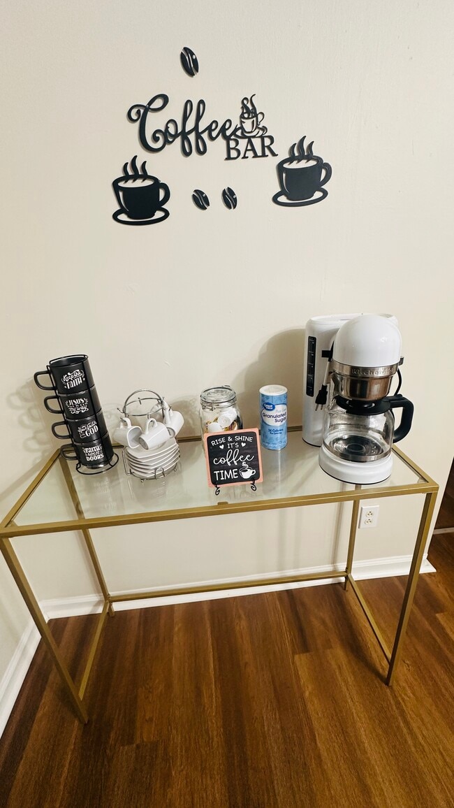 Photo - 108 E 21st St