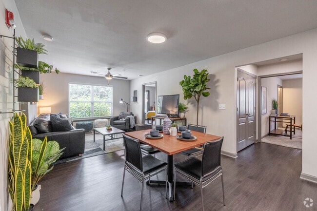 3BR, 3BA - 1,188SF - Dining Area - The Social Blue