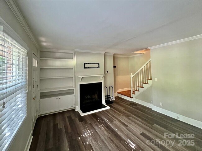 Photo - 204 N Laurel Ave