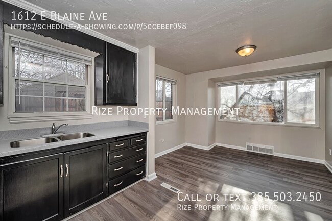 1612 Blaine Ave