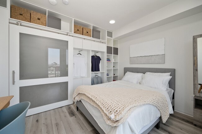 3167 Market