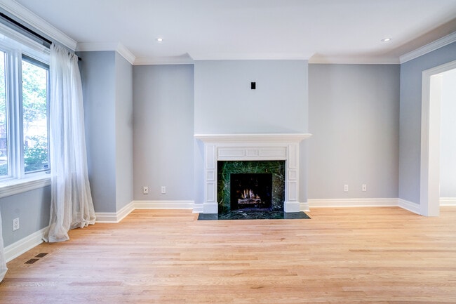 Photo - 117 Deloraine Ave