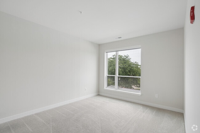 A1 1BR, 1BA - 770SF - Bedroom