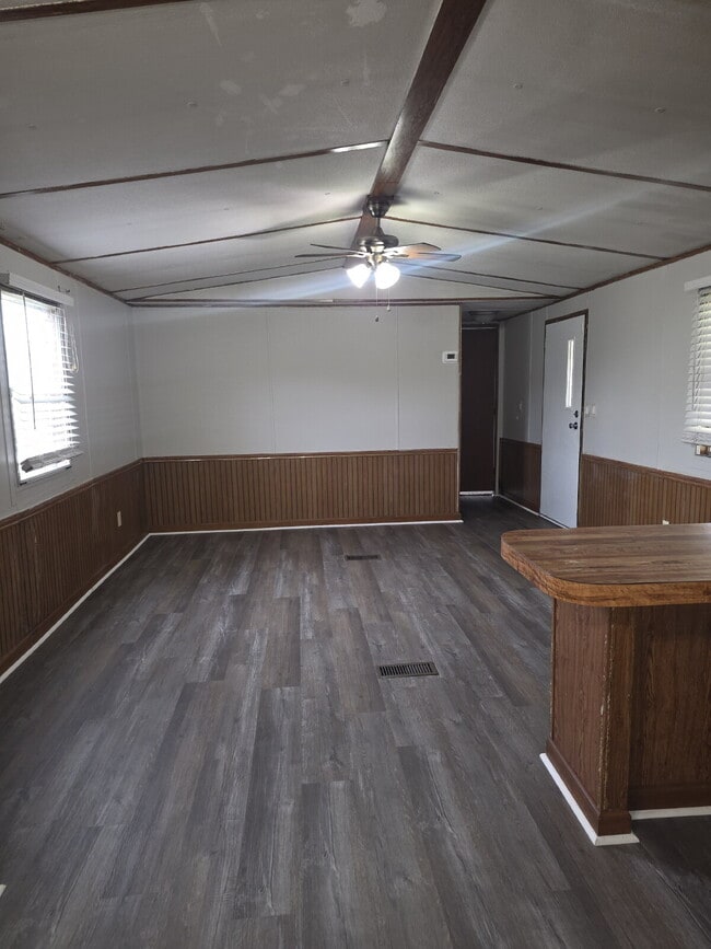 Photo - 3130 Harris Cir