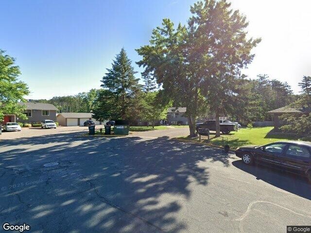 Photo - 708 8th St N