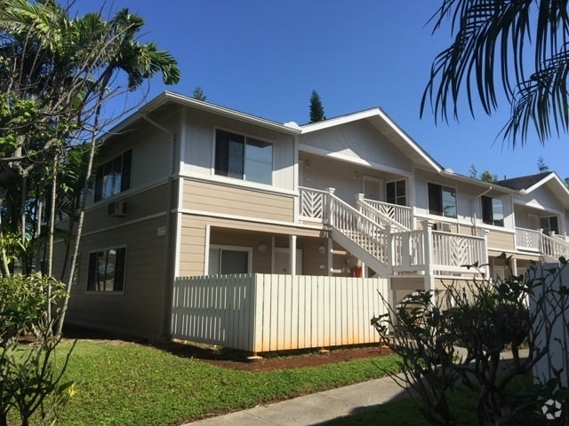 Building Photo - Northpointe - 2 bedroom, 2 bath, 2 pkg  up... Rental
