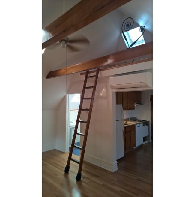 Photo - 1124 Vine St