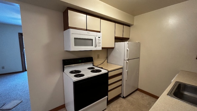 Photo - 916 Kings Rd Unidad 203