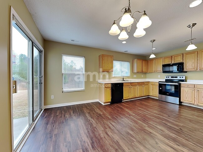 Photo - 3779 Marshlane Way