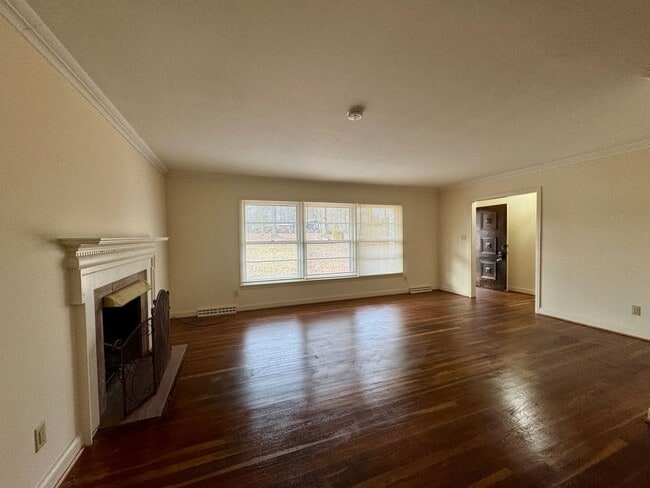 Photo - Move-in Ready!