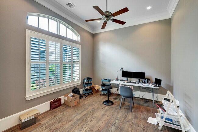 Photo - 1602 E Rose Terrace Ln