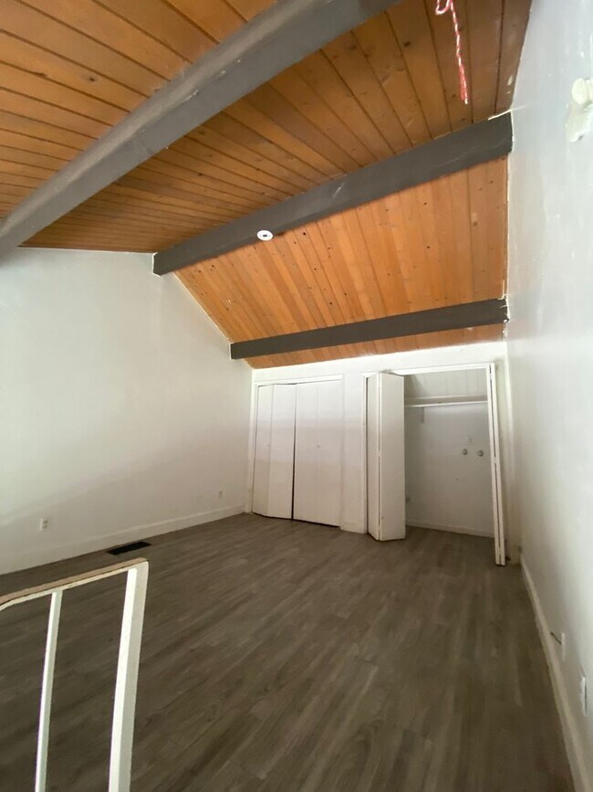 836 Illinois Ave