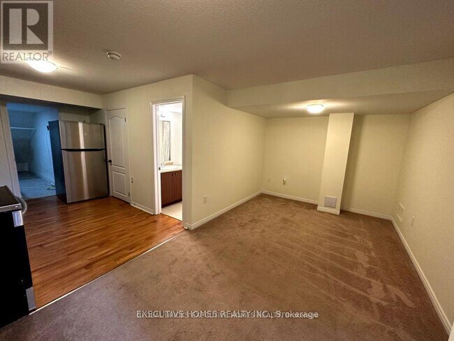 Photo - 103 Baffin Cres