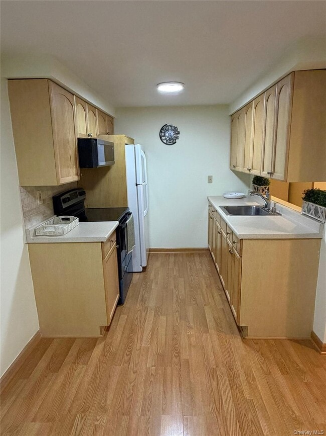 182 Crystal Brook Hollow Rd