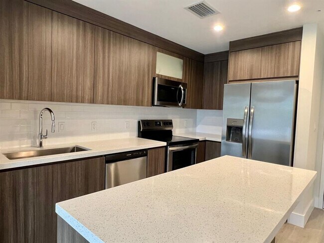 Photo - 1938 Jackson St Unidad 203