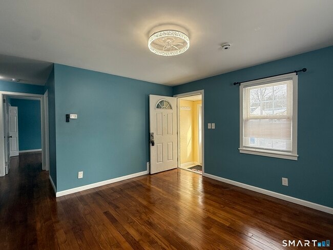 Photo - 22 Higbie Dr