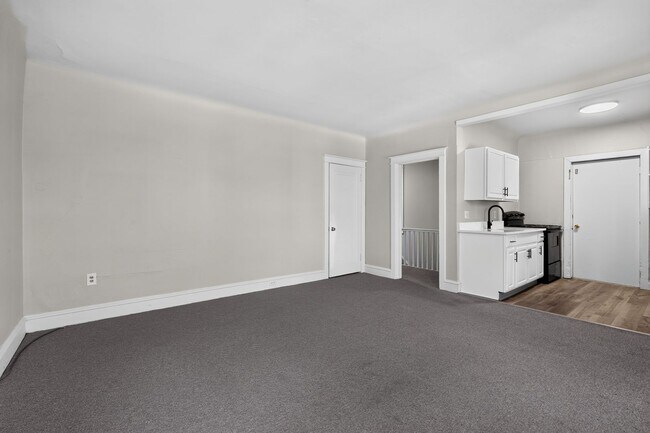 Photo - 332 W Washington St Unit 2