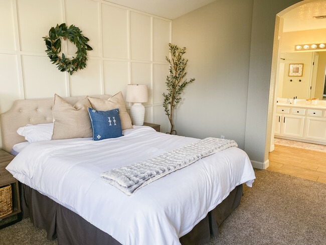 Photo - 14286 W Cora Ln