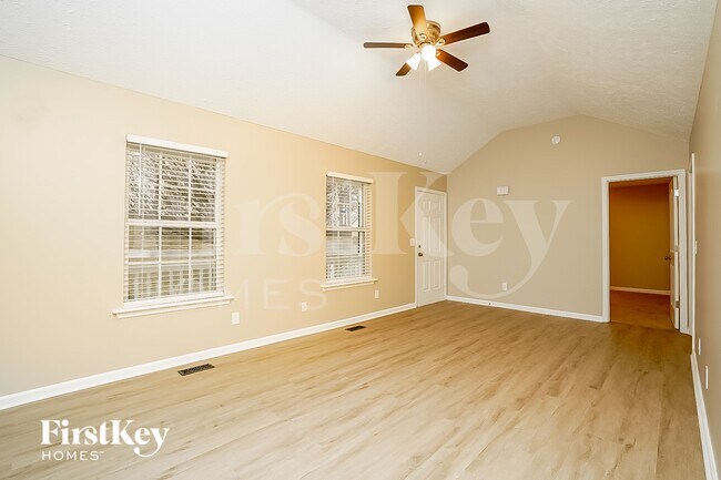 Photo - 1415 Tuffnell Dr