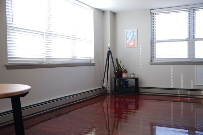 Photo - 1707 N Prospect Ave Unit 8C