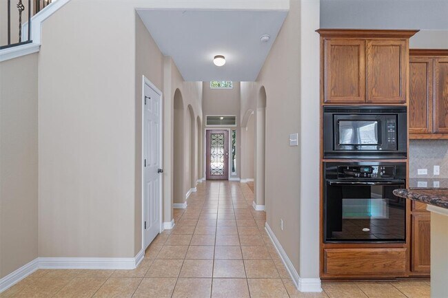 Photo - 620 Middle Creek Dr