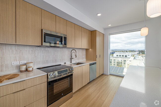 3BR, 2BA - 1,525SF - Kitchen