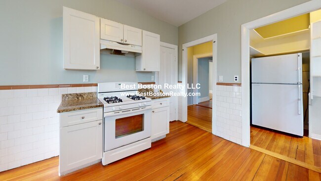 Building Photo - 106 Highland Ave Rental