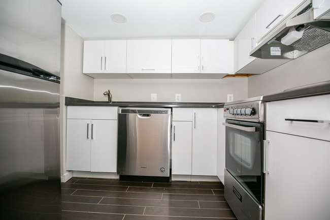 Photo - 927 Pine St Unit 202