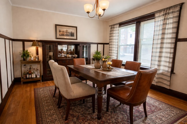 Photo - 3239 W Cullom Ave Unit 1