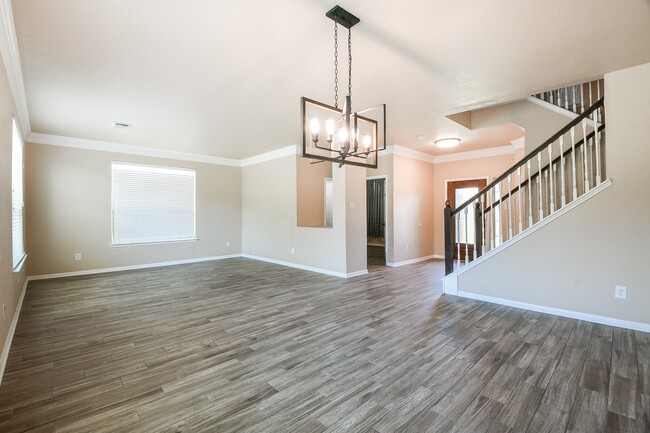 Photo - 5410 Linden Grove Ct