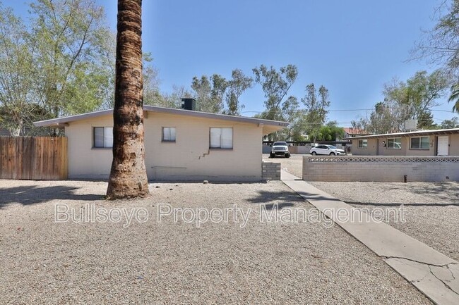 Photo - 621 S California St