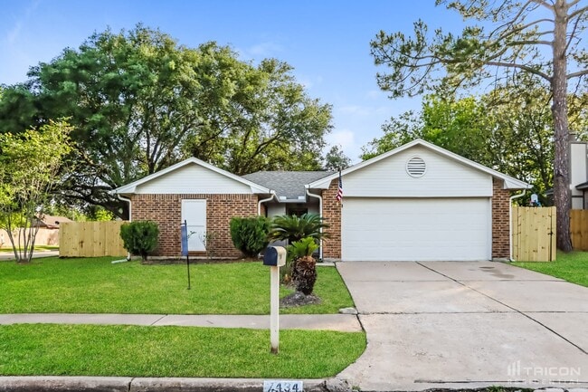 Building Photo - 7434 Tetela Dr Rental