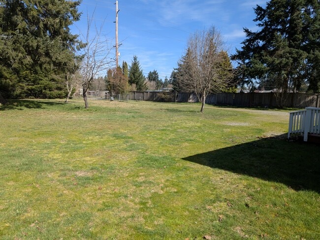 Photo - 6010 Knoble Rd E