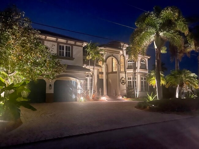 Photo - 945 Cypress Dr House