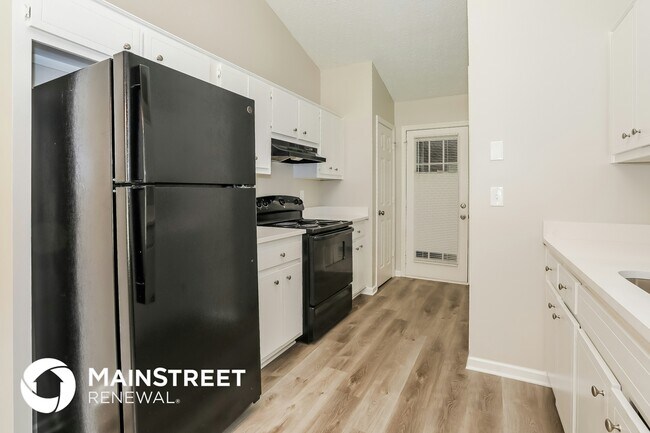 2737 Glendale Dr