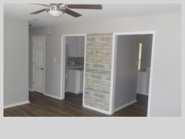 Photo - 106 Pecos St