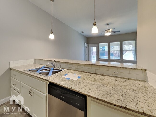 Photo - 1120 Merlin Dr