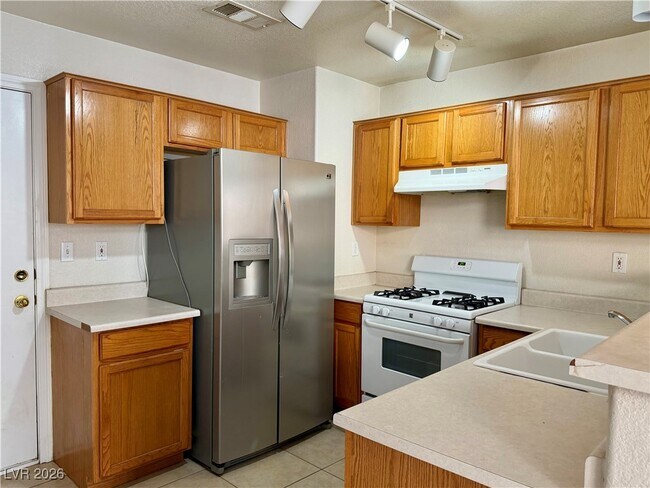 Photo - 2710 Positive Ct