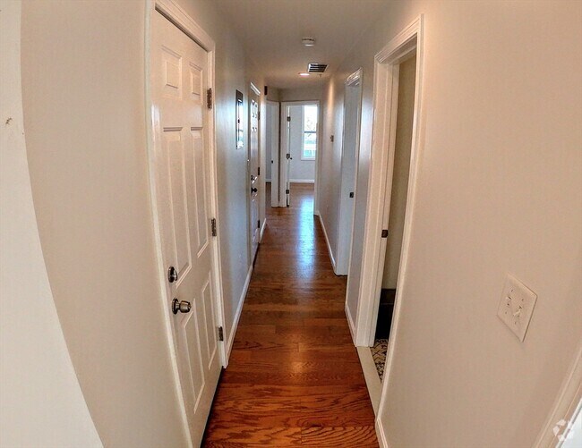 Building Photo - 600 Shawmut Ave Unit 2 Rental