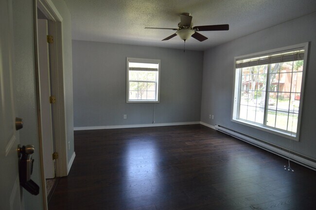 Photo - 95 4th Ave S Unidad #1