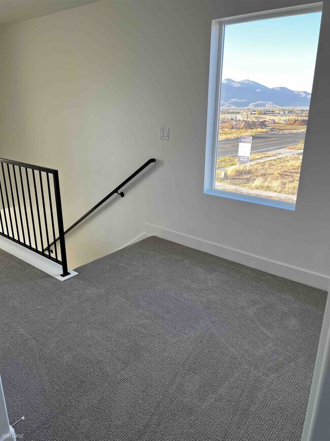 Photo - 4 br, 3.5 bath Townhome - 2021 South Sawmi...