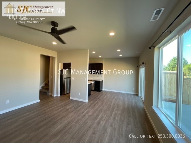 Photo - 116 Tacoma Ct NW