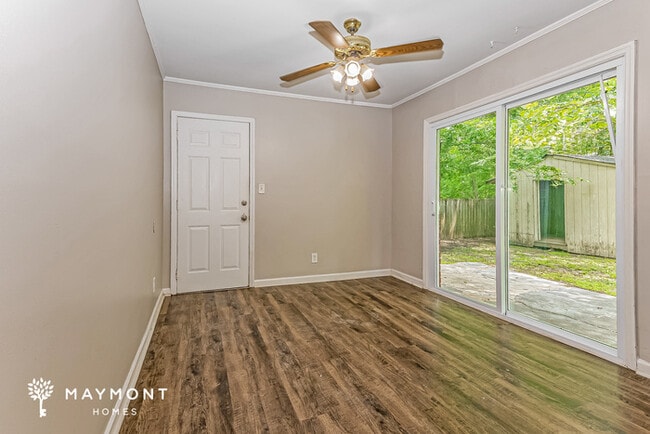 Photo - 124 Jean Wells Dr