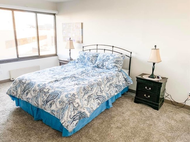 1 bedroom - Cedar River Tower Apartments