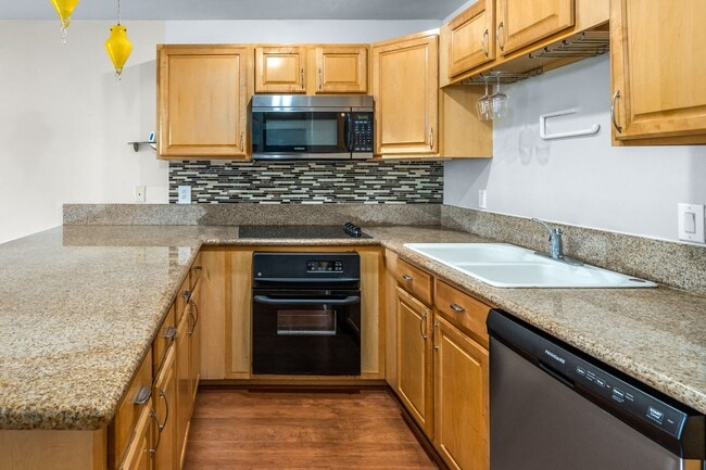 Photo - Maui Lani Terraces Studio, Great Mountain View!