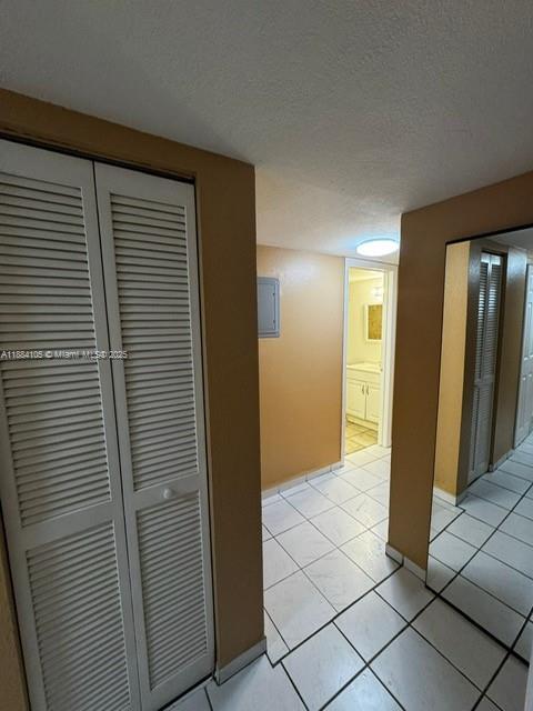 Photo - 1885 W 56th St Unidad 211